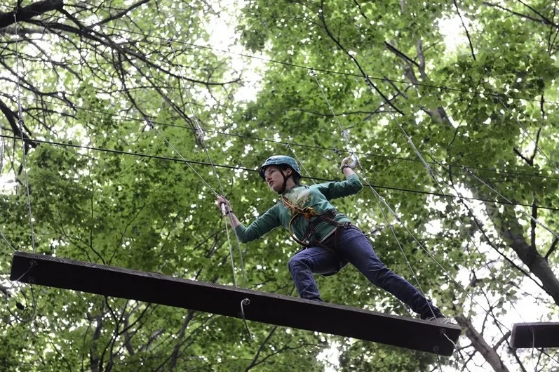 Park linowy Ostrzyce - atrakcje, trasy i ceny, które musisz znać