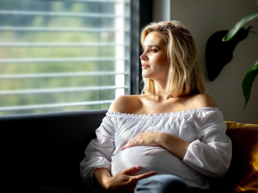 Czkawka u dziecka w brzuchu jak rozpoznać objawy i różnice