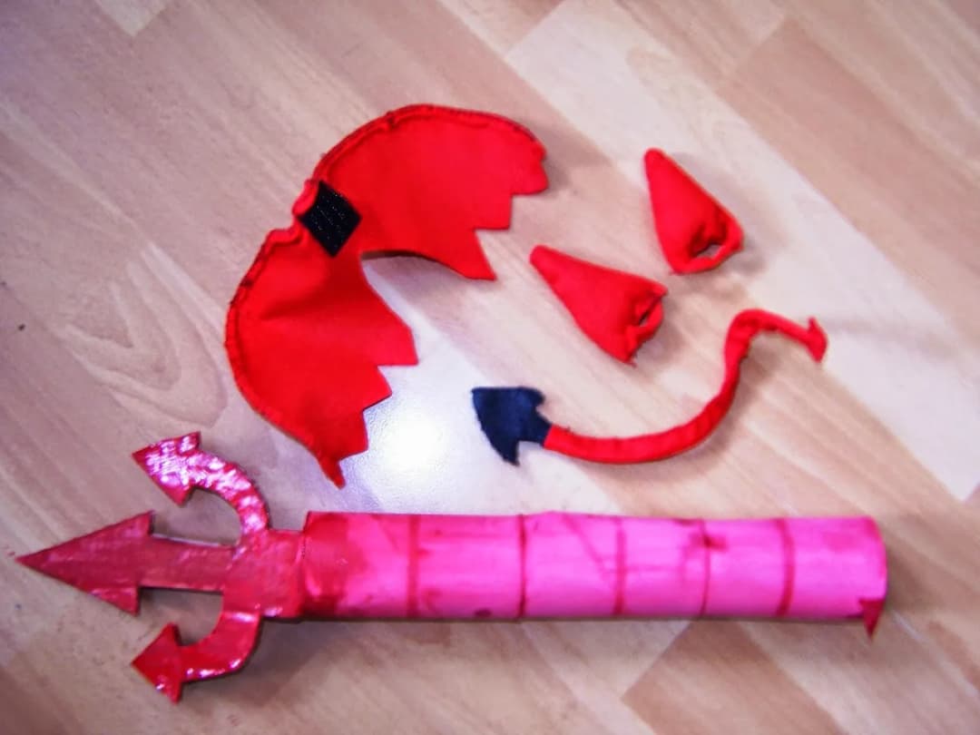 Jak zrobić strój diabła - proste kroki do efektownego kostiumu