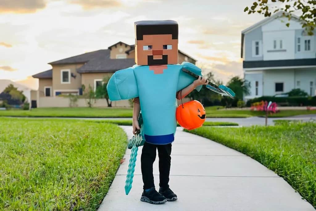 Jak zrobić strój Minecraft - łatwe i kreatywne pomysły na kostiumy