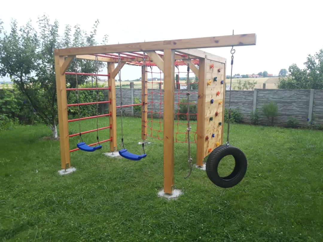 Małpi gaj dla kota: idealne miejsce do zabawy i wspinania się