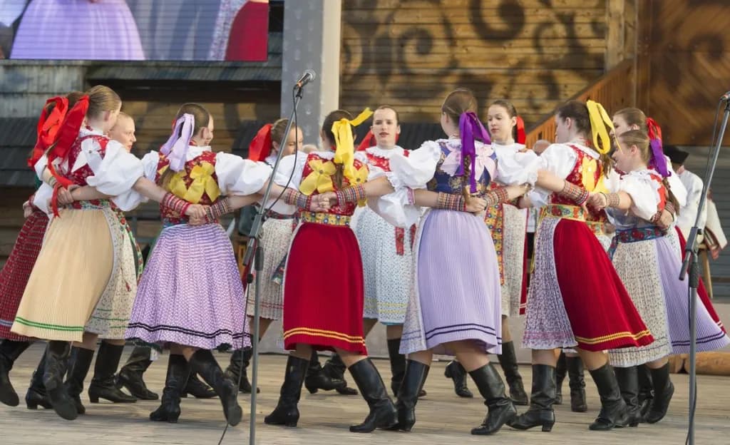 Jak zrobić strój słowiański - krok po kroku do pięknej tradycji