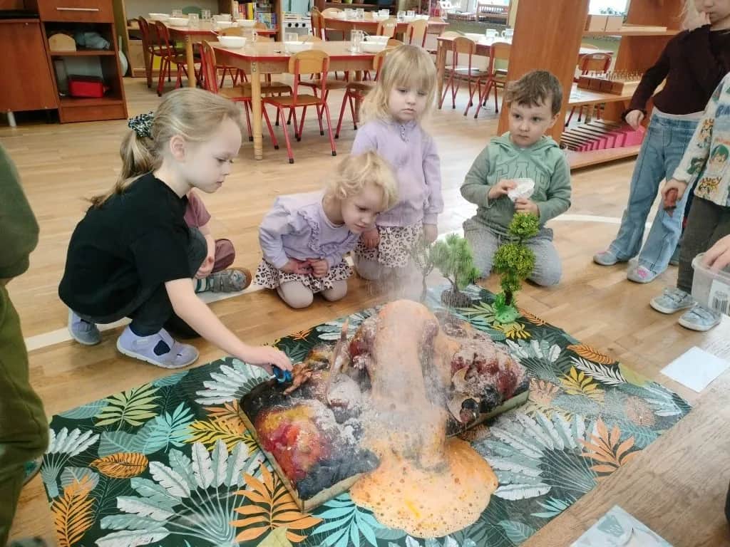 Jak wygląda żłobek? Odkryj przyjazne i bezpieczne miejsce dla dzieci Jak wygląda żłobek? Odkryj przyjazne i bezpieczne miejsce dla dzieci