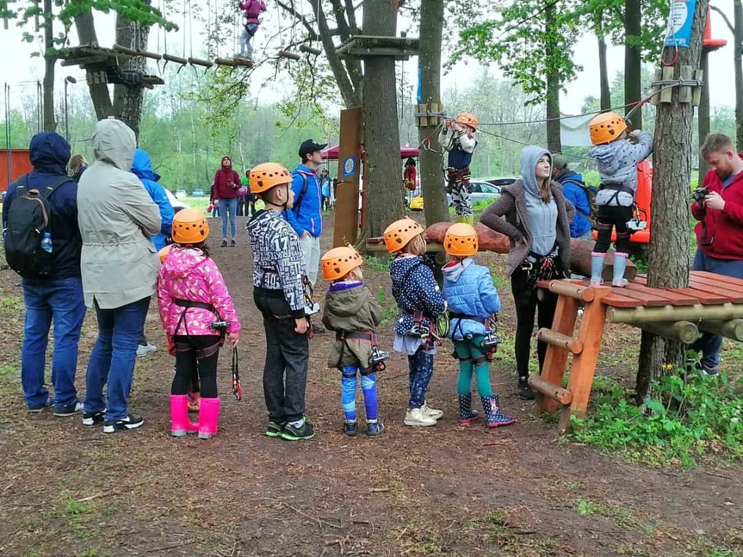 Park linowy Zwierzyniec Ranczo - atrakcje dla całej rodziny i emocjonujące trasy